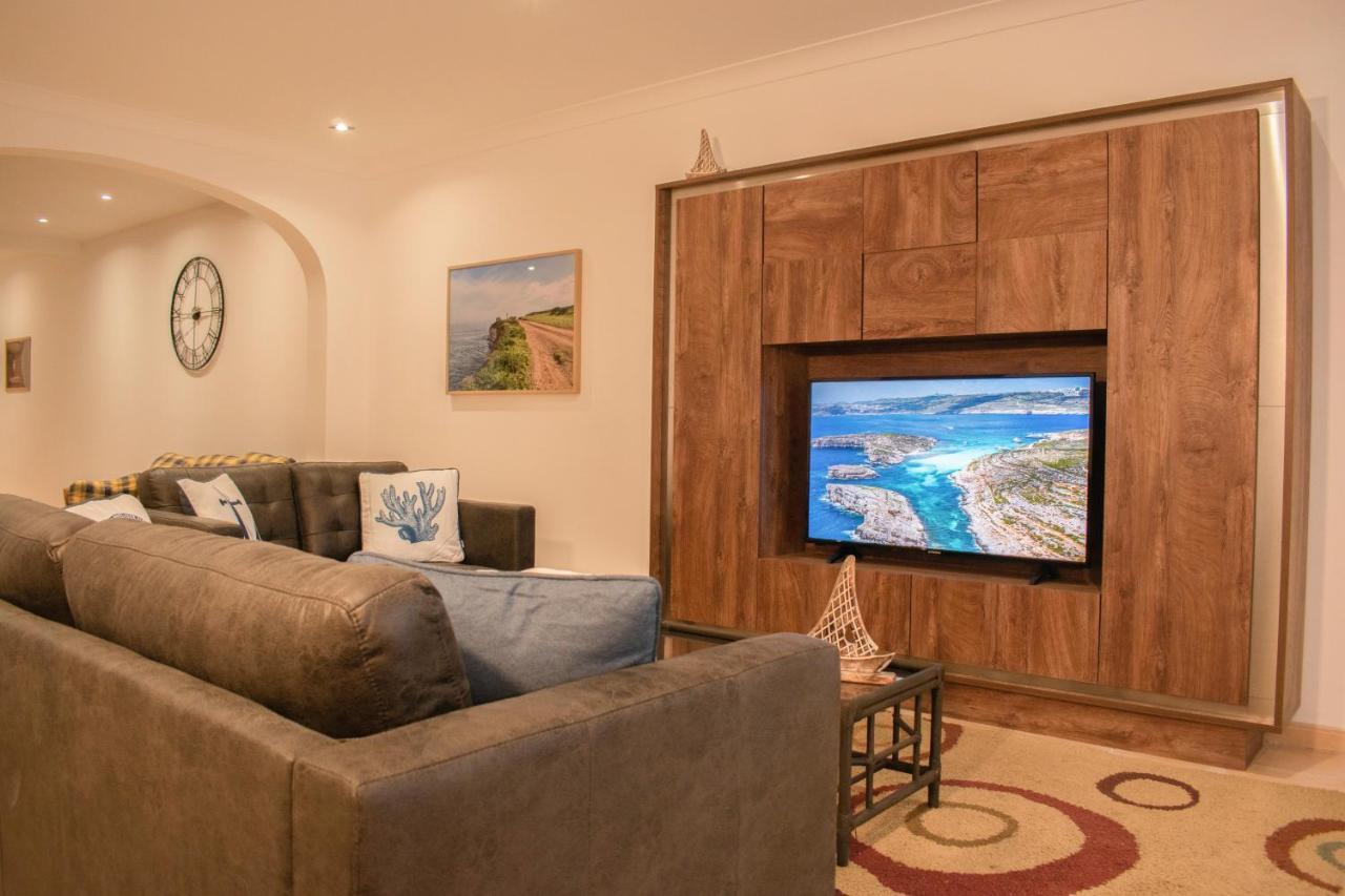 מרססקלה Spacious 3 Bedroom Apartment In Marsascala מראה חיצוני תמונה