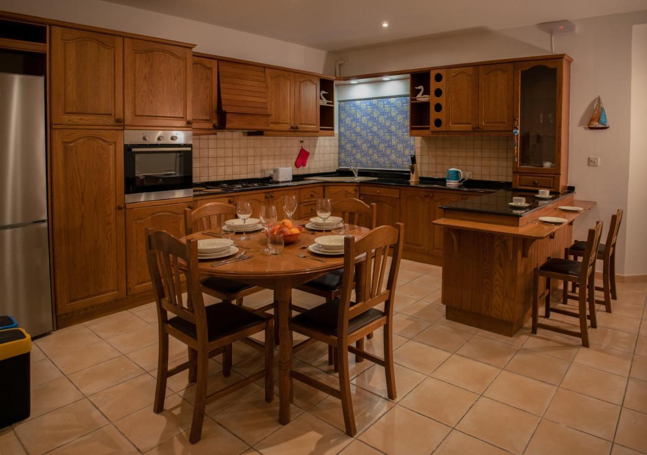 מרססקלה Spacious 3 Bedroom Apartment In Marsascala מראה חיצוני תמונה